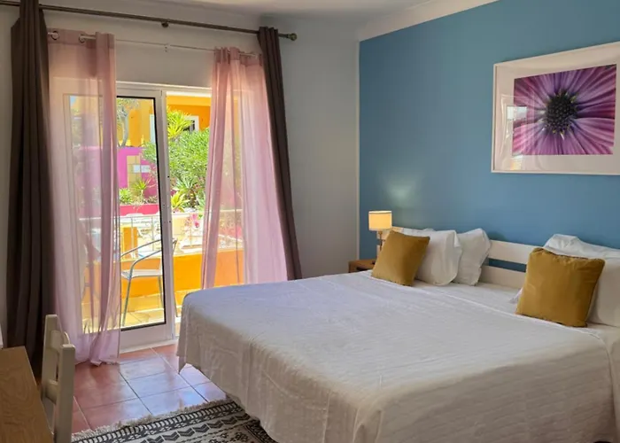 ゲストハウス Casa Concha - Peaceful And Relaxing 3*